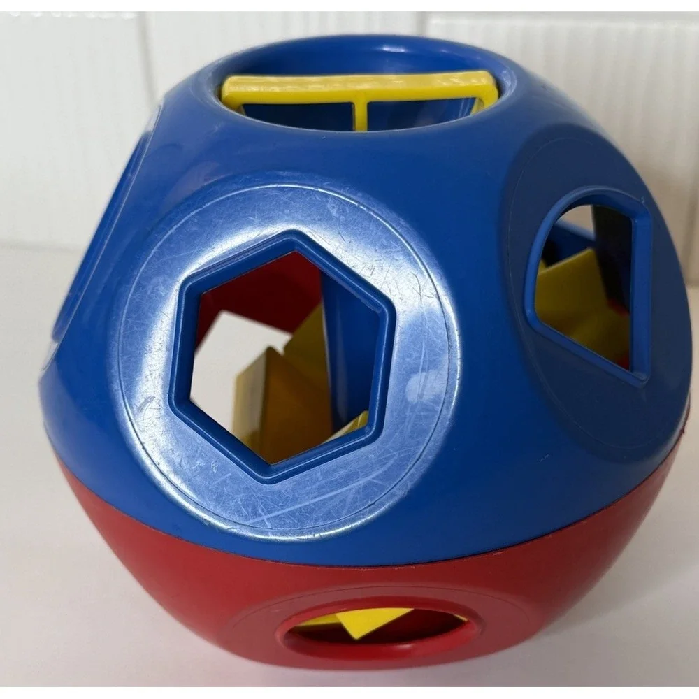 1968 Vintage Tupperware Red Blue Yellow Toy Shape O Ball COMPLETE Ball/10 shapes